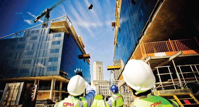 Façade hoisting on a CPM high-rise site