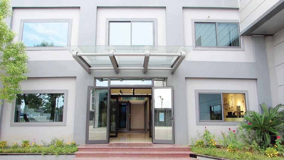 Khối văn phòng CPM